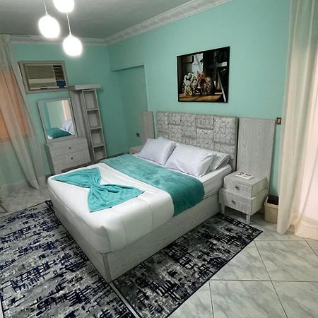 New Cozy Apartment 5 Minutes Away From Cairo Airport And All Amenties Kültér fotó